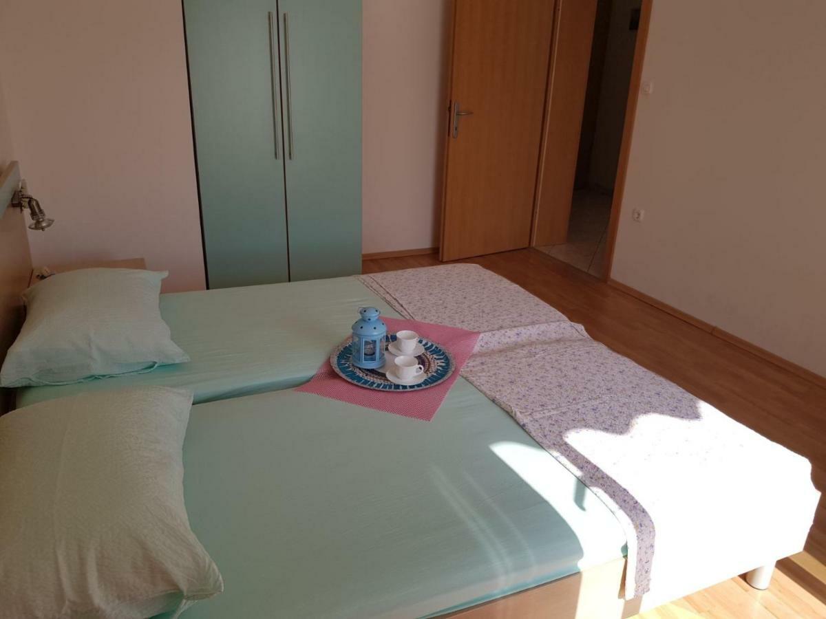 Apartmani Bambi 룬 외부 사진