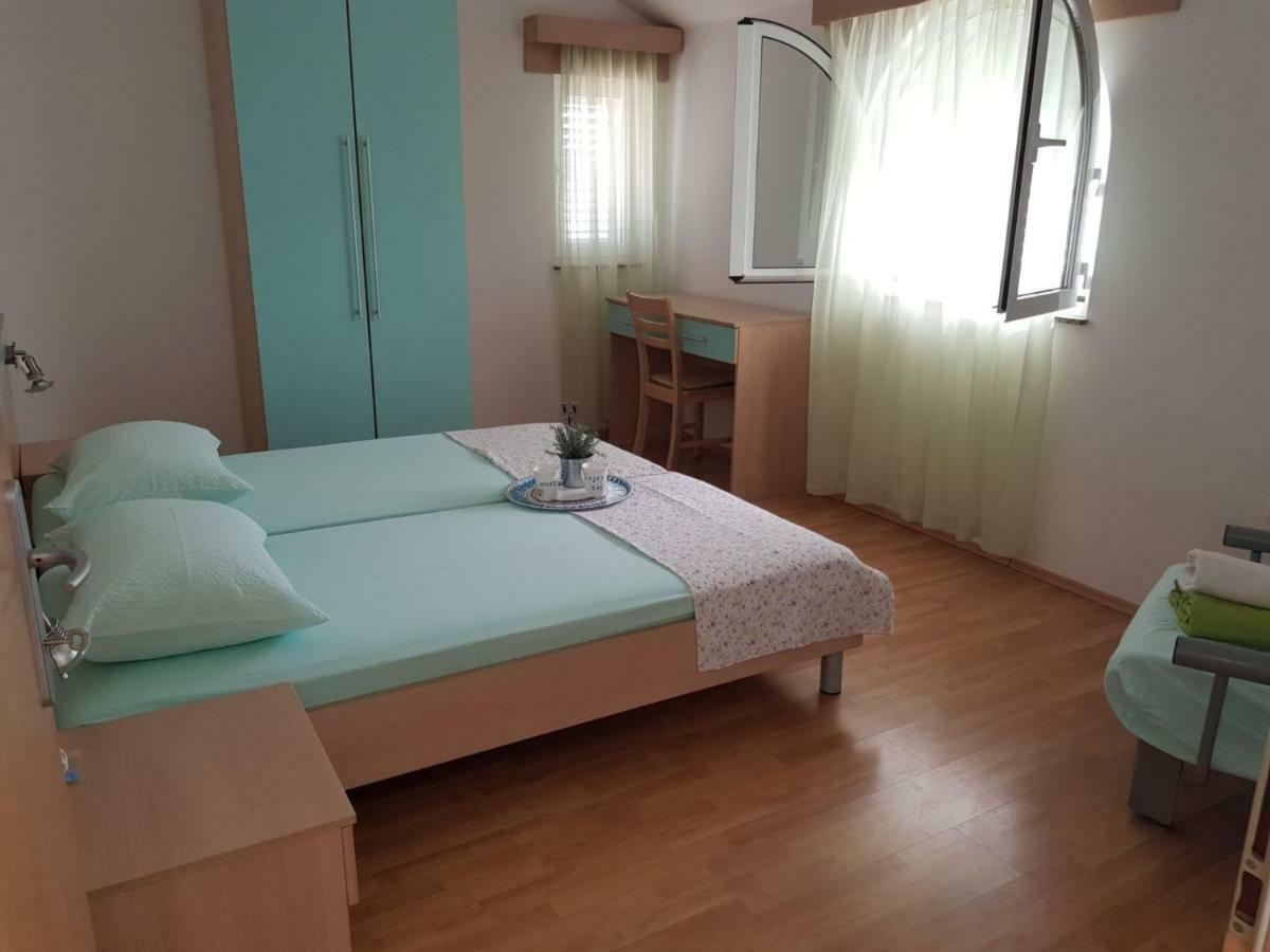 Apartmani Bambi 룬 외부 사진