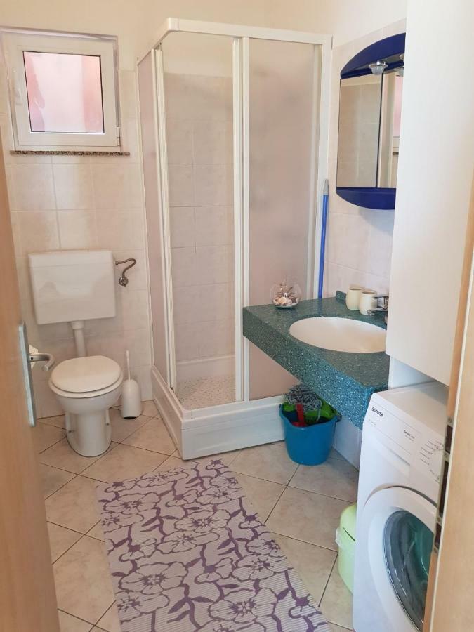 Apartmani Bambi 룬 외부 사진